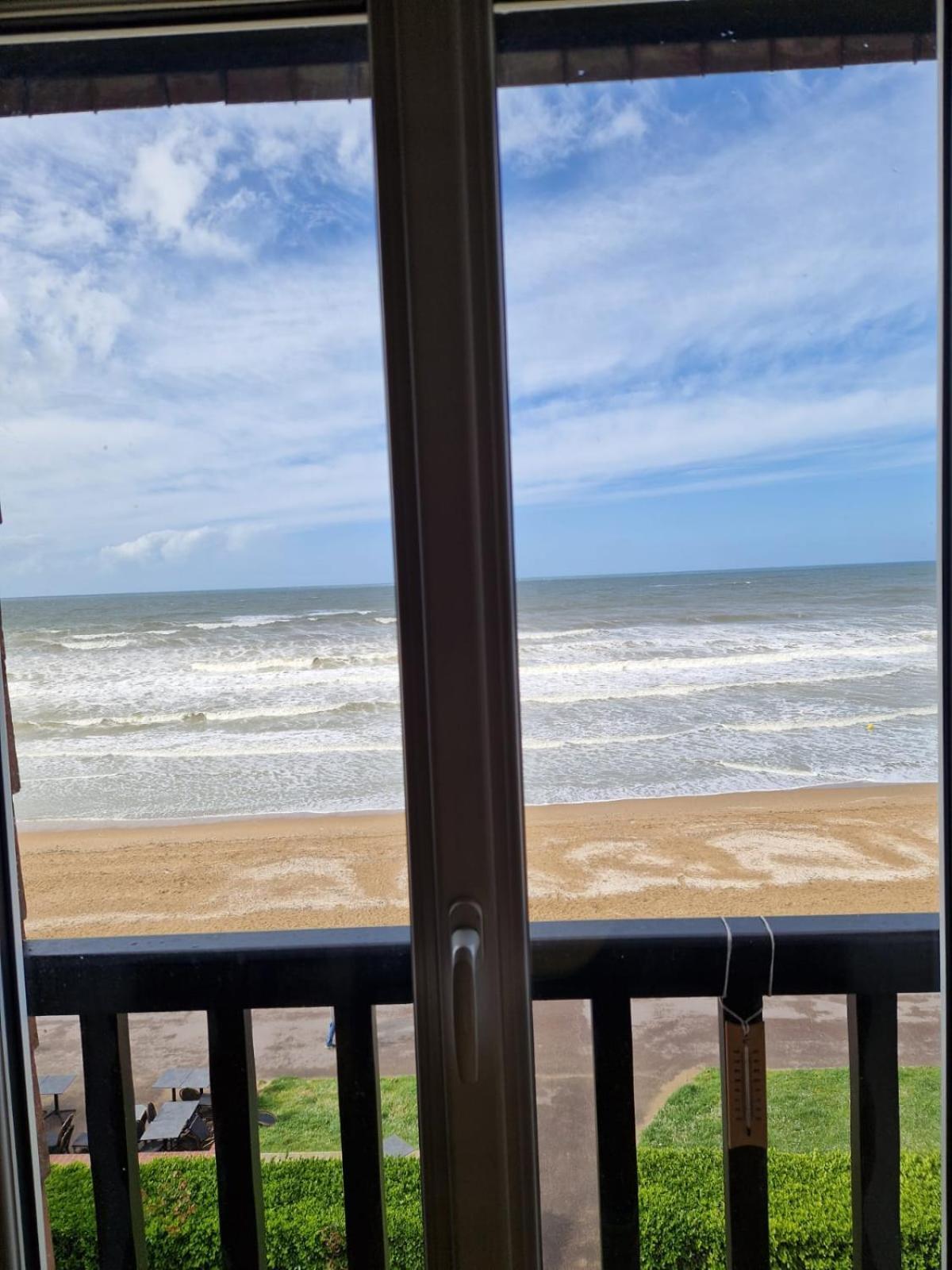 Appartement Vue Mer Cabourg Exterior foto